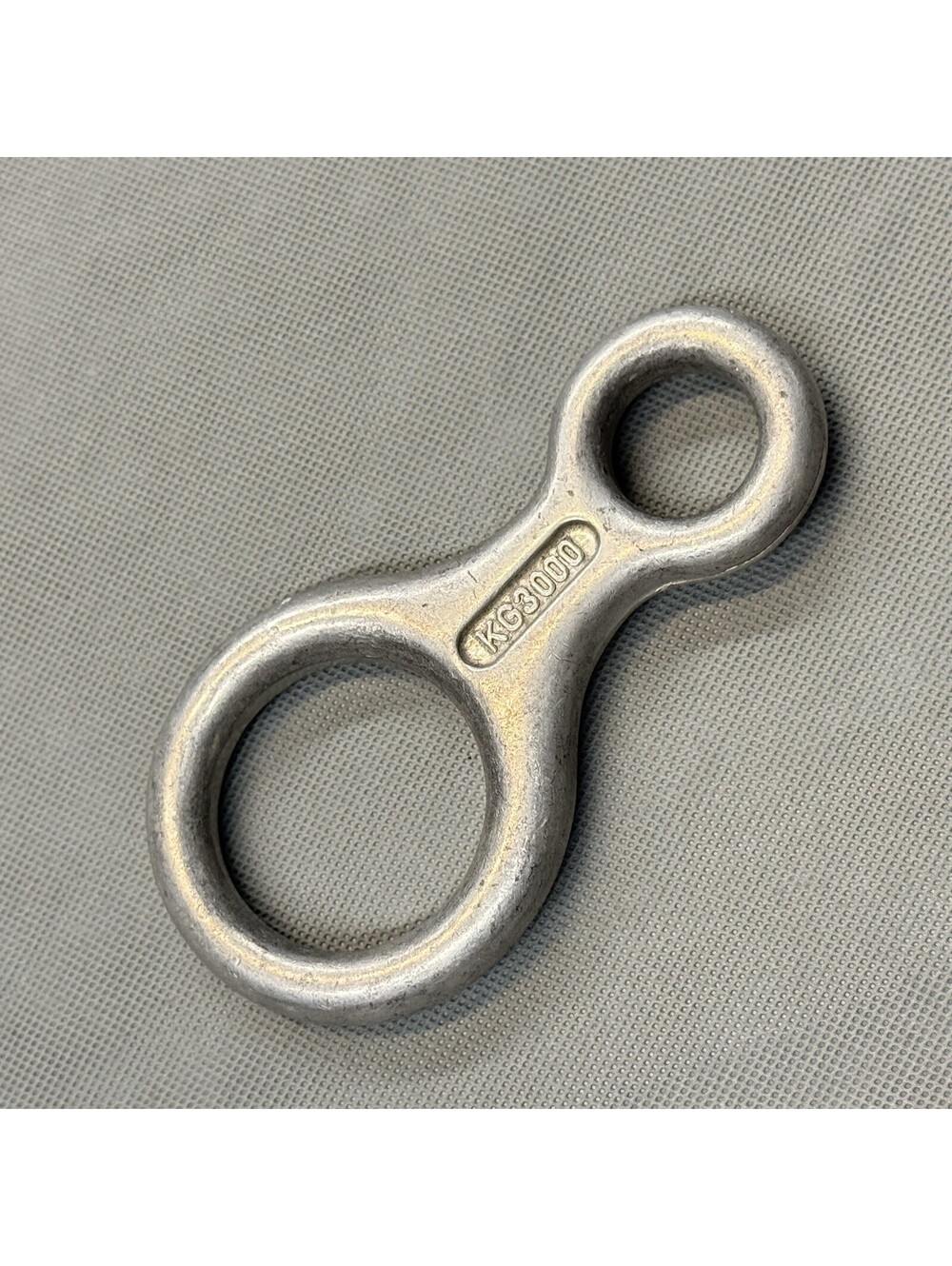 Kong Classic Figure 8 Belay & Rappel Device - Durable, Smooth Climbing